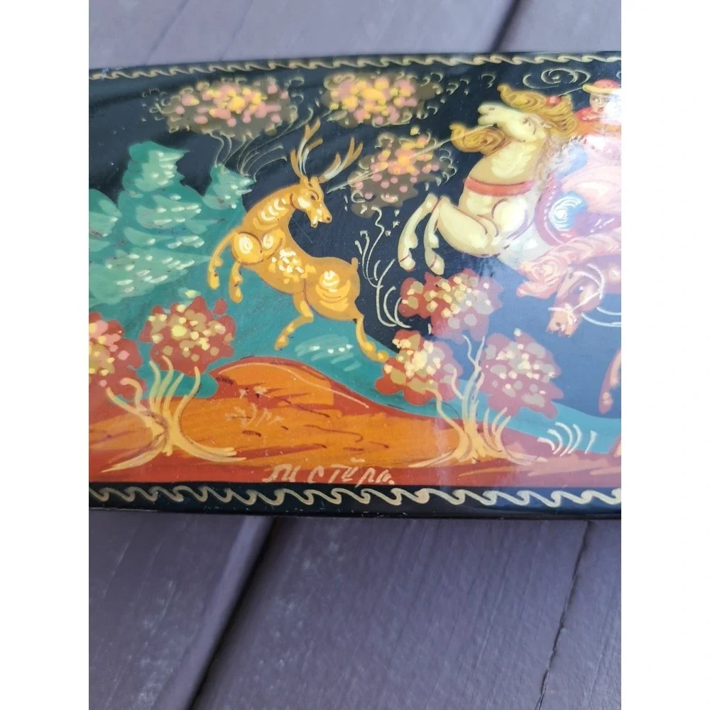 Palekh Russian Decorative Wooden Lacquer Trinket Box Fairy Tail 